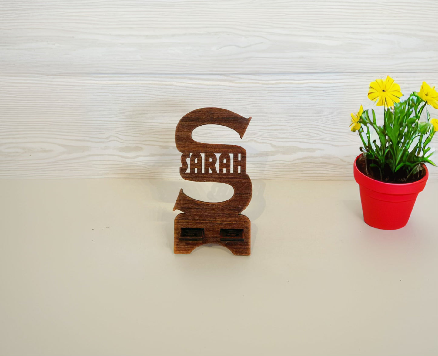 Support téléphone en bois - Cadeau personnalisable
